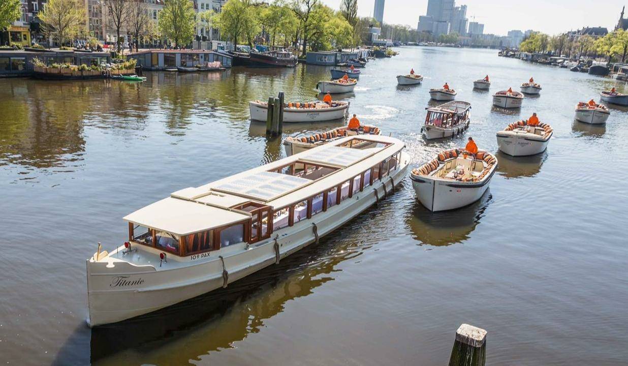 Salonboot Amsterdam rondvaart